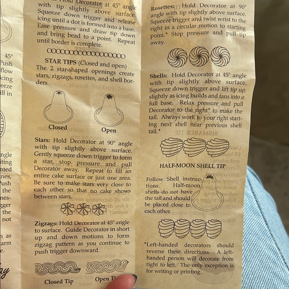 The Pampered Chef Easy Accent Decorator with Six Tips;New in Original Packaging - Picture 13 of 16